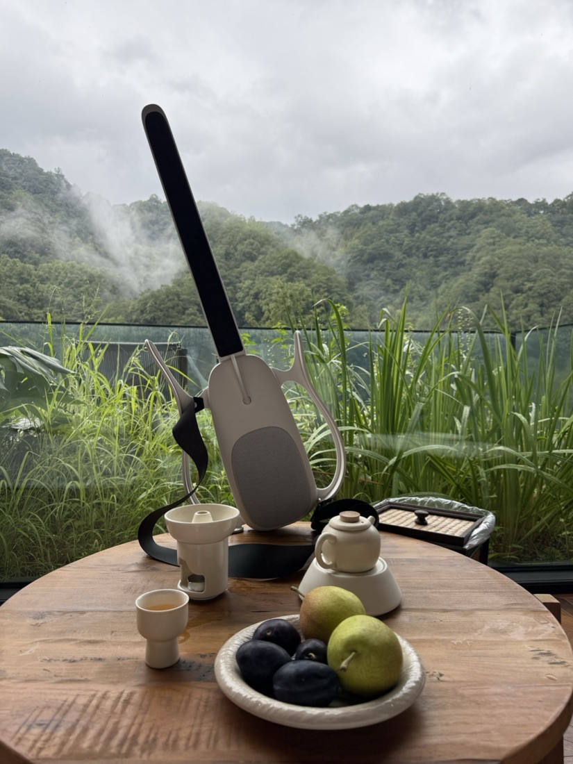 RIFFMATE on a tea table by the mountains